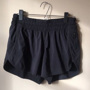 Lululemon Tracker Short 4”